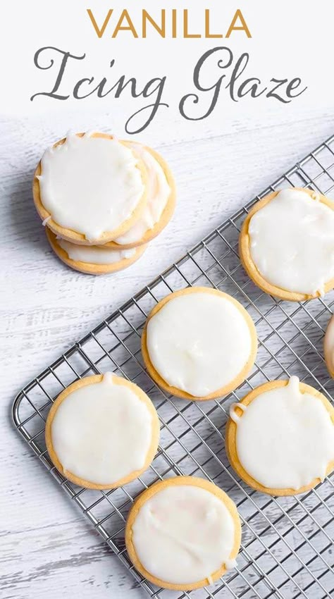 Vanilla Icing Glaze is perfect to ice cookies. This icing makes a great bundt cake glaze, donut glaze, cinnamon roll icing, and cake icing glaze. Vanilla flavored glaze that sets up perfectly. simplyhappyfoodie.com, cookie frosting, icing for cookies, glaze for cookies Glazed Icing Recipe, Bundt Cake Glaze, Ice Cookies, Glaze Donut, Cake Glaze, Simply Happy Foodie, Icing Glaze, Cinnamon Roll Icing, Cookie Glaze