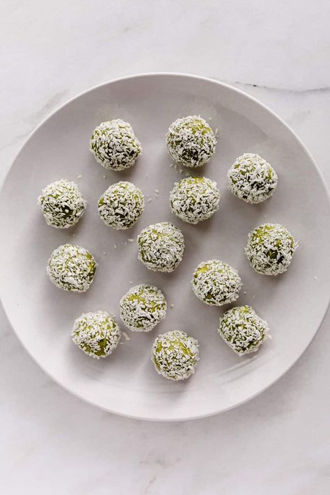 Matcha Energy Balls Matcha Energy Bites, Matcha Energy Balls, How To Make Matcha, Ceremonial Grade Matcha, Matcha Smoothie, Energy Ball Recipe, Perfect Morning, Afternoon Snack, Green Tea Powder