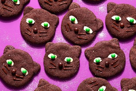 Hocus Pocus Sugar Cookies, Book Brownies Hocus Pocus, Hocus Locus Deserts, Hocus Pocus Binx Cat, Witch’s Fingers Cookies, Baking Recipes Pie, Halloween Cookie Recipes, Raw Almonds, Cookie Cups