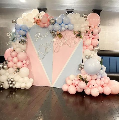 Pink And Blue Baby Shower Ideas, Pink And Blue Gender Reveal, Blue Baby Shower Decorations, Outside Birthday, Christian Baby Shower, Pink Baby Shower Decorations, Blue Party Decorations, Christening Decorations, 17 Birthday