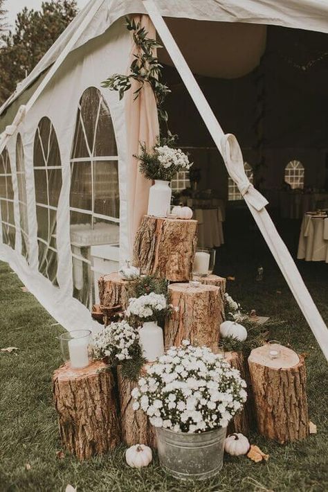 24 Rustic Fall Marriage ceremony Concepts On A Finances (You Want To Recreate!) Check more at https://howcandothis.com/weddingideas/24-rustic-fall-marriage-ceremony-concepts-on-a-finances-you-want-to-recreate/ Outdoor Tent Wedding, Wedding Isles, Deco Champetre, Barn Wedding Decorations, Outdoor Fall Wedding, Garden Decor Ideas, Rustic Wedding Diy, Diy Deco, Wedding Entrance