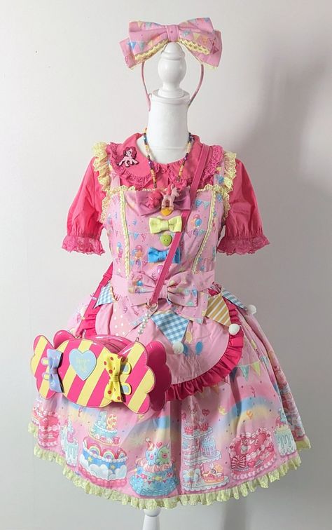 Candycore Clothes, Dessert Clothes, Pastel Core Aesthetic, Candy Outfit Aesthetic, Cutecore Dress, Candy Aesthetic Outfit, Candy Outfits, Candy Core Outfits, Candy Outfit Ideas