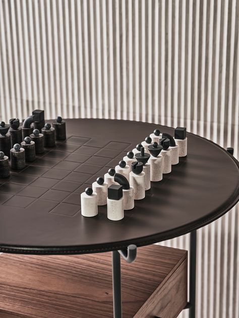 Chess Table Design, Chess Board Design, Built In Table, Chess Design, Interior Design Layout, Marble Furniture, Chess Table, Small Room Decor, Milan Design