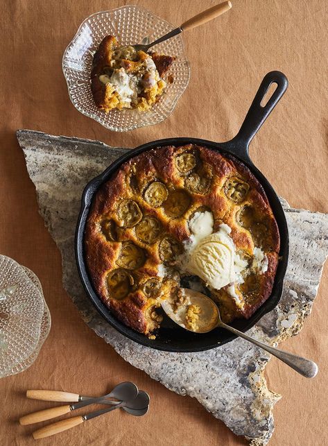 Feijoa Sticky Golden Syrup Skillet Pudding - Cuisine Magazine - From New Zealand to the World Fejoa Recipes, Feijoa Recipes, Autumn Magic, Magic Recipe, Golden Syrup, The Fruit, Meal Plans, Frying Pan, Recipe Collection