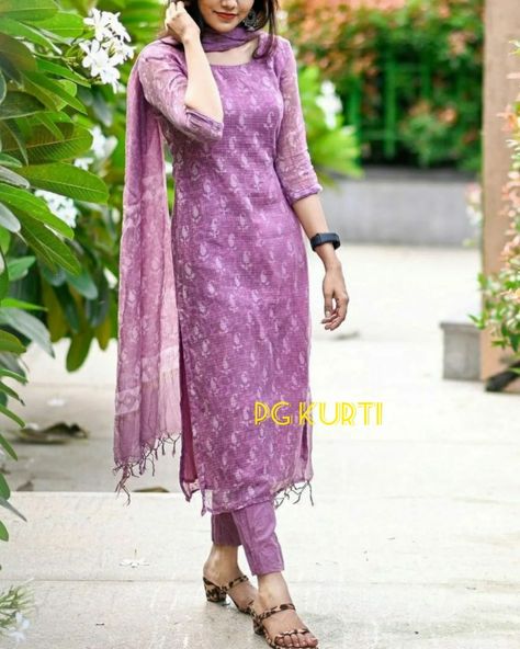 Kota Cotton Kurti Designs, Kota Doria Suits Neck Design, Kota Dresses Designs, Dress Materials Indian Cotton, Dress Materials Indian, Kota Doria Suits, Indian Wedding Gowns, Salwar Suit Designs, Churidar Designs