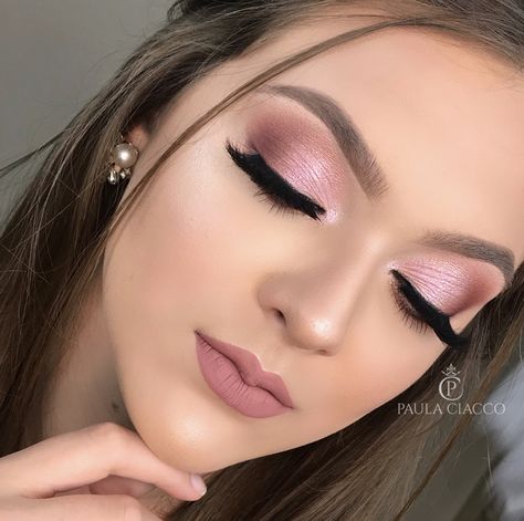 Pink Wedding Makeup, Rosa Make-up, Quinceanera Makeup, Ball Makeup, Make Up Designs, Gold Eye Makeup, Make Up Tutorials, Pink Eye Makeup, Makeup List