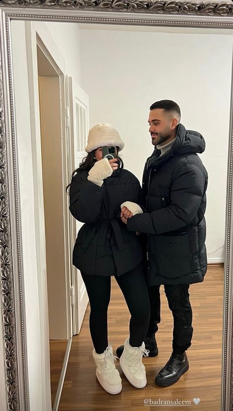 Matchy Outfit Couple, Couple Winter Outfits, Ideas With Boyfriend, Classy Halloween Costumes, Chicago Outfit, Couple Matching Outfits, Regular People, Diy Clothes Videos, Cute Couple Outfits