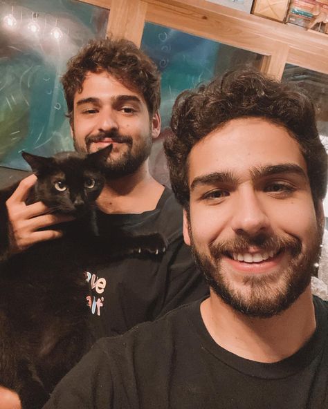 Cat Dealers are two Brazilian DJs who happen to be brothers! Their name, "Cat Dealers" was created for their mother, who has been rescuing cats and other animals from the streets and helping them find homes for years. They even have 10 cats at home! 😼 Also fun fact, we will be going to see them perform live on 8/13 in NOTO Philadelphia! Can't wait! 🎧 #catdealers #edm #catfluence Cats At Home, Cat Dealers, Cat Rescue, Fun Fact, The Streets, Philadelphia, Fun Facts, Historical Figures, Animals