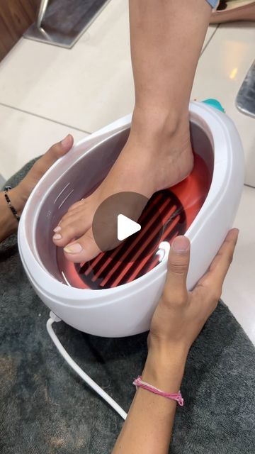 Diksha's Head Masters makeup studio and academy on Instagram: "Paraffin wax🦶 #footcare #paraffinwax #selfcare #pedicure #spa #dikshaheadmasters" Pedicure Set Up Ideas, Paraffin Wax Pedicure, Spa Pedicure, Pedicure Set, Makeup Studio, Boutique Dress Designs, Boutique Dress, Salon Design, Paraffin Wax