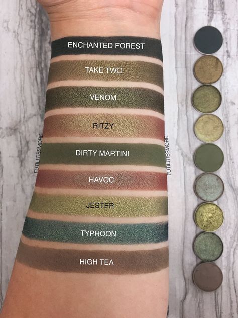 Olive Green Eyeshadow Looks, Olive Green Makeup, Olive Green Eyeshadow, Green Eyeshadow Looks, Makeup Geek Eyeshadow, Geek House, Cute Eyeshadow Looks, Green Makeup, Green Eyeshadow