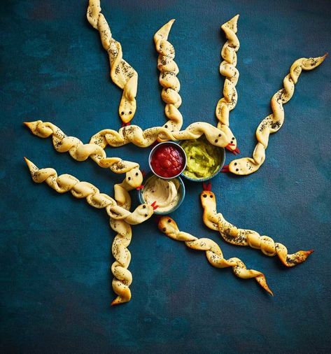 Rattlesnake breadsticks recipe | Sainsbury`s Magazine Halloween Starters Food, Snake Breadsticks, Salmon Starter, Fun Halloween Snacks, Halloween Feast, Halloween Food Snacks, Magazine Recipe, Breadsticks Recipe, Scary Snakes