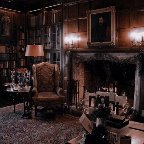 Academia Aesthetic Home, Dark Academia Aesthetic Home, Haunting Adeline Aesthetic, Adeline Aesthetic, Dark Academia House, Dracula Mihawk, Manor Aesthetic, Academia House, Dark Mansion