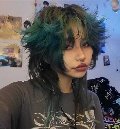 Short Grunge Hair, Look Grunge, Dyed Hair Inspiration, Hair Inspiration Short, Pretty Hair Color, Hair Stylies, Alternative Hair, Dye My Hair, Hair Dye Colors