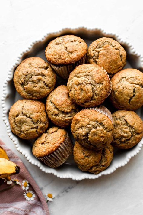 These banana muffins are soft, buttery, and spiced with cinnamon. They’re wonderful plain, but taste fantastic with 1 cup chopped walnuts or chocolate chips. You need 3 ripe bananas and a handful of basic kitchen ingredients. Recipe on sallysbakingaddiction.com Easy Banana Muffins, Banana Muffin Recipe Easy, Banana Muffins Easy, Sallys Baking, Apple Cinnamon Muffins, Kitchen Ingredients, Banana Muffin Recipe, Banana Bread Muffins, Sally's Baking