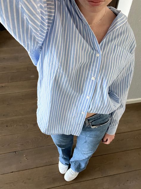 outfit inspo
scandinavian 
stockholm style Stripped Shirt Women Outfit, Skater Girl Outfits, Blue Striped Shirt, Stockholm Fashion, Fitness Inspo, Summer Wardrobe, Striped Shirt, Tequila, Aesthetic Clothes