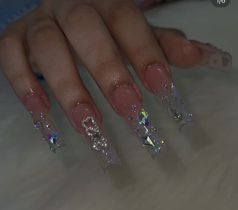 Clear Rhinestone Nails, Clear Crystal Nails, Clear Nails With Gems, Clear Nails Design, Transparent Acrylic Nails, Clear Acrylic Nails With Design, Clear Nails With Design, Clear Nails Acrylic, Clear Coffin Nails