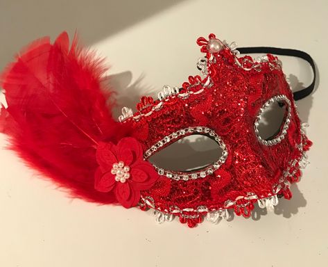 Quinceanera Planning, Masquerade Mask, Masquerade Ball, Cloak, Dress Code, Quinceanera, Festival Bra, Halloween Wreath, Prom