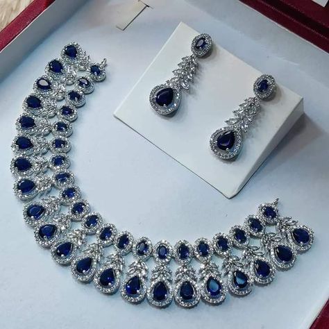 Payal Designs Silver, Blue Diamond Jewelry, Unique Wedding Jewelry, Bridal Jewellery Inspiration, Bridal Jewelry Sets Brides, Pakistani Bridal Jewelry, Kundan Jewellery Bridal, American Diamond Jewellery, New Gold Jewellery Designs