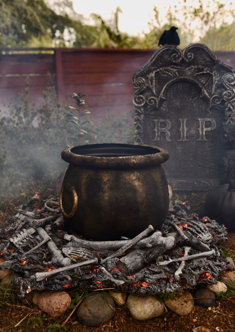 How to Make a Realistic Witches Cauldron {From a Plastic One} Witch Graveyard Halloween, Making Halloween Props, Witch Cauldron Front Yard, Fake Cauldron Fire, Halloween Witch Scenes Outdoor, Over The Top Halloween Decorations Outdoor, Spooky Halloween Yard Ideas, Fake Graveyard Halloween, How To Make A Cauldron For Halloween