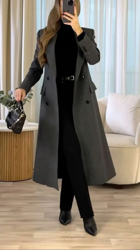 35+ Super Stylish Fall Outfits for Women 2024 - HubPages Female Lawyer Fashion, Female Lawyer, Lawyer Fashion, Looks Pinterest, Classy Winter Outfits, Stylish Fall Outfits, Winter Fashion Outfits Casual, Stylish Work Attire, Classy Work Outfits