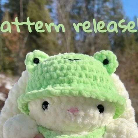 Bunny In Overalls Crochet Pattern, Bunny In Overalls Crochet, Crochet Bunny In Overalls Free Pattern, Bunny Bucket Hat Crochet Pattern Free, Crochet Bunny Clothes Free Pattern, Crochet Baby Frog Hat Free Pattern, Crochet Bunny With Hat, Frog Hat Crochet Pattern Free, Frog Hat Crochet