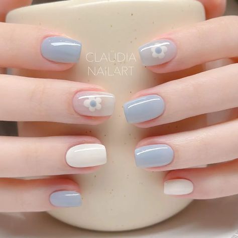 35+ Stunning Flower Nail Designs To Try in 2024 - Nails By DrExplains Nailart For Short Nails Cute, Nail Simple Color, Cute Cheap Nails, Nail Art Simple Short, Nails Design 2024, Girly Nail Designs, Nail Flower Designs, Ideas Para Uñas, Nail Design For Short Nails