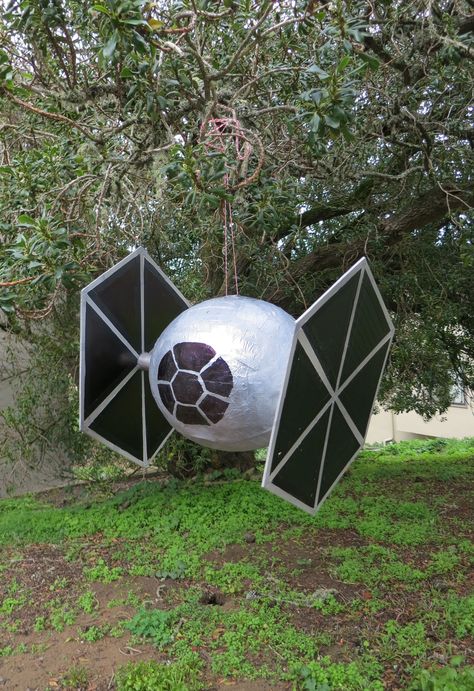 Star Wars Day Crafts: TIE Fighter Piñata | StarWars.com Decoracion Star Wars, Star Wars Classroom, Star Wars Theme Party, Star Wars Crafts, Piñata Ideas, Star Wars Decor, Star Wars Diy, Star Wars Halloween, Star Wars Birthday Party