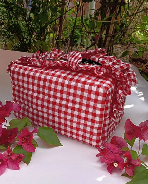 yes I made this, i make them everyday 🎀💕😍🥰 Gingham print multipurpose pouch with bow puller Absolutely crushing over this 😍🥰 price -₹650/- size length -8 inches width - 5.2 inches height - 4.7 inches cosmetic bag vanity case stationery items handmade makeup pouches boxybag organiser pinterest inspired gingham print #makeupbag #multipurposepouch #cosmeticpouch #organiser #toiletrybag #bagobsessed Makeup Pouches, Handmade Makeup, Vanity Case, Scrapbook Sketches, Makeup Bags, Stationery Items, Gingham Print, Makeup Pouch, Cosmetic Pouch