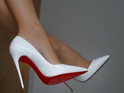 Christian Louboutin Heels High Classy, High Heels Classy, Shoes Heels Classy, White High Heels, Heels Classy, Louboutin Heels, Studded Heels, Platform High Heels, Fashion Heels