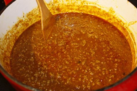 Coney Island Chili Recipe, Coney Sauce Recipe, Coney Dog Sauce, Coney Island Chili, Hot Dog Chili Sauce Recipe, Chili Dog Sauce, Hot Dog Sauce Recipe, Hotdog Chili Recipe, Coney Island Hot Dog