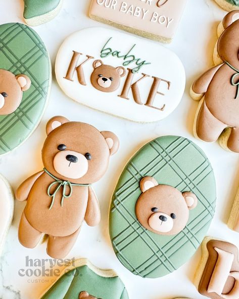 We can BEARLY wait 🧸 I love this teddy bear baby shower theme. onesie, long oval @maisonscustomcutters bear, baby @charlson_cookieco oval, arch @kaleidacuts #customcookies #omahacustomcookies #wecanbearlywait We Can Bearly Wait Cookies, Teddy Bear Baby Shower Theme, Bear Baby Shower Theme, We Can Bearly Wait, Bearly Wait, Teddy Bear Baby Shower, Side Business, Baby Shower Cookies, Cookie Ideas