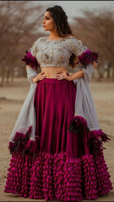 Lehnga Dress, Indian Gowns Dresses, Beautiful Dress Designs, Skirt And Top, Designer Party Wear Dresses, Stylish Party Dresses, Party Wear Indian Dresses, Dress Indian Style, Stylish Dresses For Girls