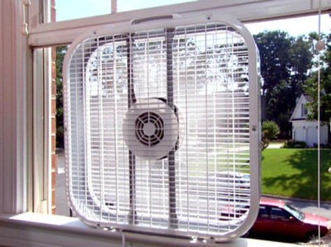 Point Box Fans Out The Windows | Ways to Keep Your House Cool During The Summer | https://survivallife.com/keep-house-cool-during-summer/ Window Fan, Diy Home Security, Window Air Conditioner, Survival Life, Survival Food, Power Outage, Survival Prepping, Survival Tips, Do You Remember