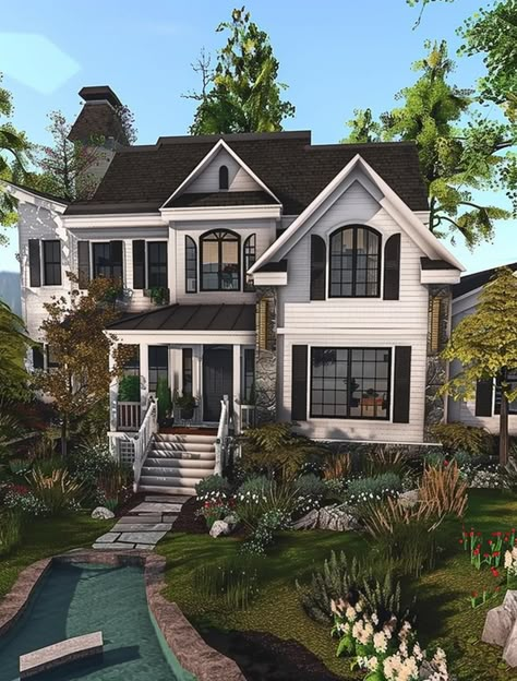 Cute Houses Layout, Seasonal Bloxburg House, Bloc Burg House Ideas Exterior, Cozy Bloxburg House Exterior, Bloxburg House Ideas Exterior Vintage, Cottages Bloxburg, Old Money Aesthetic Bloxburg House, Bloxburg Outside Ideas Front Yard, Bloxburg House Front Yard