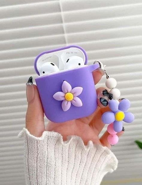 Earpods Case, Homemade Bug Repellent, Cute Ipod Cases, Minion Phone Wallpaper, Apple Watch Fashion, Earbuds Case, Girly Phone Cases, Innovative Gadget, Beautiful Phone Cases