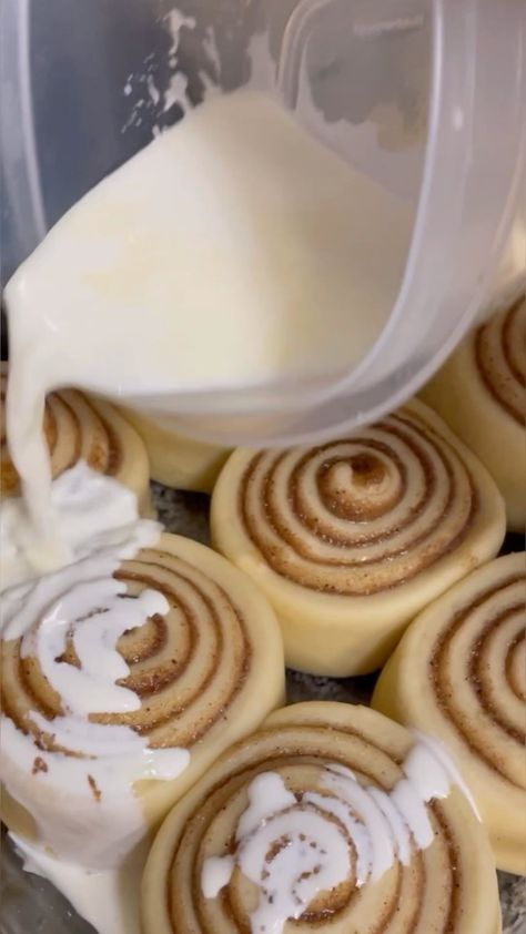 Connie Kazan (Homayed) | The best cinnamons rolls ever. If you’re wondering how you can get that many layers just roll out into a large flatten dough & then just… | Instagram Cinnamoroll Recipe, Cinnamon Rolls Recipe, Cheese Frosting, Kazan, Cream Cheese Frosting, Cinnamon Rolls, Fall Recipes, Cooking Time, Purpose Flour