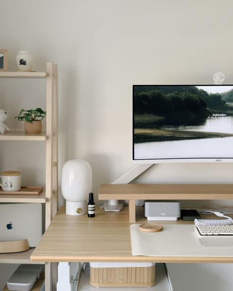 desk setup preview 🎐 not in its final form yet as i am still settling into the new house and still moving, buuut full desk setup tour soon? Dual Monitor Desk Setup, Monitor Desk Setup, Gaming Computer Room, Dual Monitor Desk, Dual Monitor Setup, Office Desk Set, Monitor Desk, Classy Rooms, Desk Tour