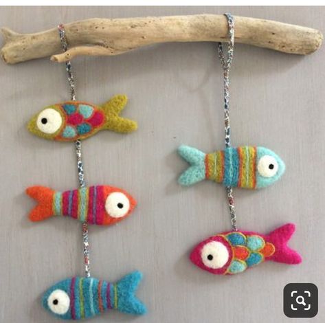 Felt Fish, Wool Felt Projects, Needle Felting Diy, Felted Wool Crafts, Needle Felting Tutorials, Felt Embroidery, Felt Jewelry, Felting Ideas, Needle Felting Projects