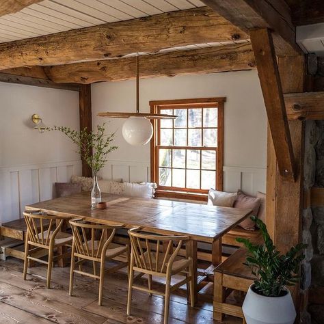 Dwell (@dwellmagazine) • Instagram photos and videos Exposed Beams, Hula Hoop, The Hunter, Burke Decor, Slow Living, Log Homes, Barn House, House Inspo, Dream Home Design