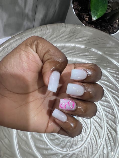 White Nails With A Pink Heart, White French Tip With Pink Heart, White Nails With Pink Designs, Pink And White Nails Acrylic, Short White Nails With Design, White Nails With Heart, Heart On Nails, Nails With Heart Designs, Pink Powder Nails