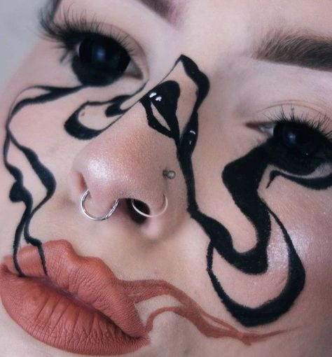 Halloween Face Make Up Ideas, Crazy Style Outfit, Fantasy Makeup Ideas Creative, Tattoos On Face, Sfx Makeup Ideas, Makeup Crazy, Halloweenský Makeup, Drag Make-up, Cool Halloween Makeup