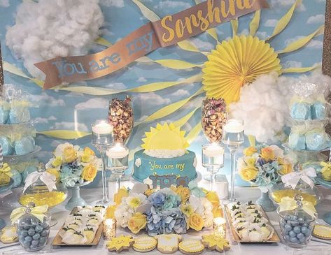 You Are My Sunshine  / Baby Shower "You Are My Sonshine" | Catch My Party Baby Shower You Are My Sunshine Theme, Baby Shower You Are My Sonshine, You Are My Sunshine Party Ideas, Sun Baby Shower Centerpieces, A Ray Of Sunshine Baby Shower Ideas, Here Comes The Sun Baby Shower Theme Centerpieces, My Little Sunshine Baby Shower Ideas, Our Little Ray Of Sunshine Baby Shower Theme, Here Comes The Sun Baby Shower Theme Decor