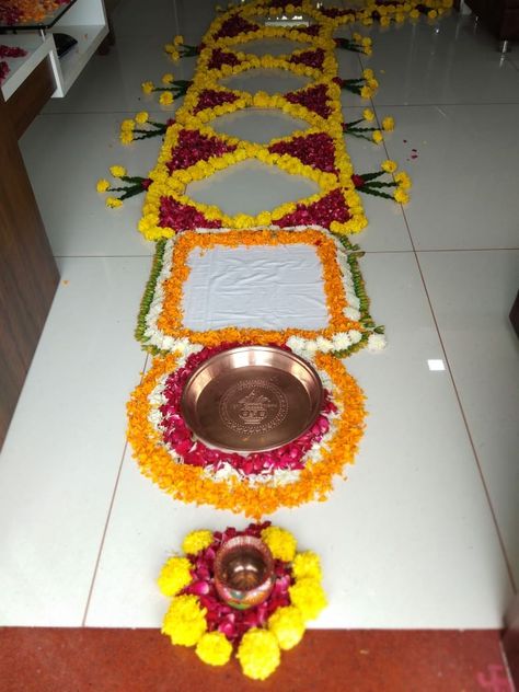 Kunku Pagla Decoration, Kankupagala Decoration Idea, Kaku Pagala Decoration, Kuthu Vilaku Decoration With Flowers, Kumkum Pagla Decoration, Kum Kum Pagla Decoration, Pagala Decoration, Kankupagla Decoration At Home, Welcome Rangoli With Flowers