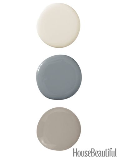 lovely neutrals. Shaded White by Farrow & Ball; Dior Gray and Briarwood, both by Benjamin Moore. Briarwood Benjamin Moore Exterior, Briarwood Benjamin Moore, Grey Paint Palette, Tv Rum, Benjamin Moore Exterior, Harvey House, Money Pit, Pintura Exterior, Caesar Dressing