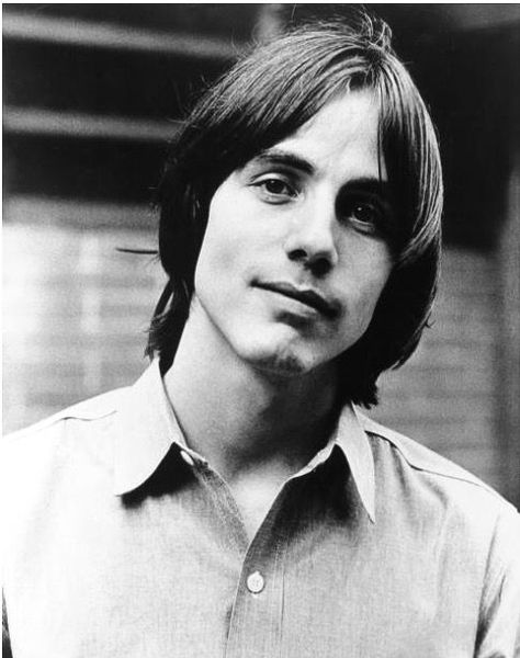 A handsome young Jackson Jackson Browne Quotes, Jackson Browne Music, Bernie Leadon, Old Records, Jackson Browne, Laurel Canyon, Warm Fuzzies, The Eagles, Music Photo