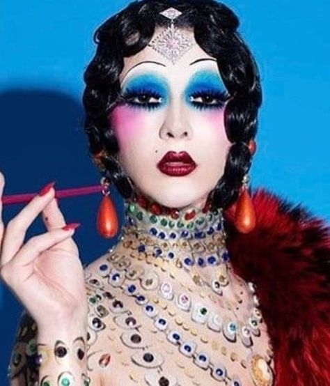 1920s Makeup, Violet Chachki, Drag Make-up, Drag Queen Makeup, Drag Makeup, Make Up Tutorial, Queen Makeup, Make Up Inspo, Horror Movie Characters