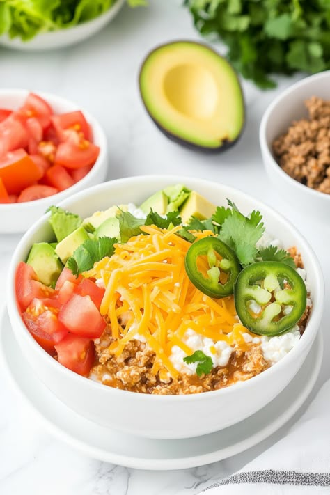 Easy Cottage Cheese Taco Bowl Mexican Cottage Cheese Bowl, Blt Cottage Cheese Bowl, Cottage Cheese Taco Bowl, Cottage Cheese Bowls Lunch, Cottage Cheese Taco, Cottage Cheese Pizza Bowl, Cottage Cheese Bowls, Cottage Cheese Bowl, Blueberry Bowl