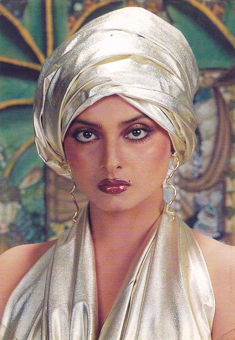 Rekha photos: 50 rare HD photos of Rekha | Entertainment News,The Indian Express Indian Retro, Rekha Actress, Bollywood Makeup, Bollywood Retro, Coconut Oil Beauty, Retro Pictures, Retro Makeup, Retro Bollywood, Vintage Bollywood