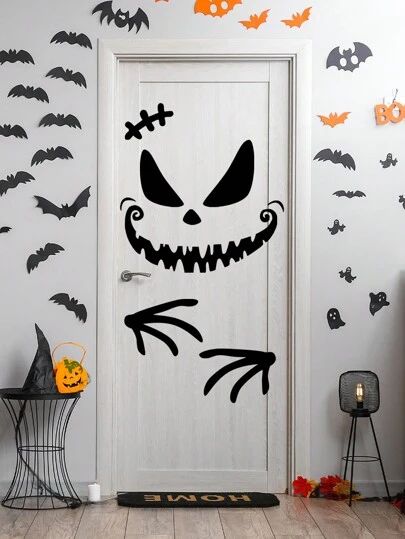 Easy Halloween Room Decor, Halloween Ghost Door Decorations, Casper The Friendly Ghost Door Decoration, Pumpkin Door Decoration, Ghost Door Decoration, Halloween Foyer, Halloween Decorations Door, Halloween Door Ideas, Door Halloween Decorations