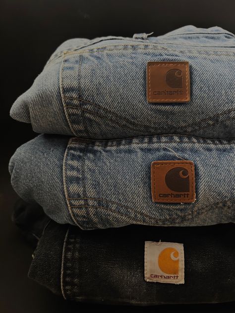 Carhartt Aesthetic Men, Carhartt Jeans Women, Carhartt Aesthetic, Thrifted Carhartt, Tuff Fits, Soft Grunge Outfits, Fashion Bella, Carhartt Logo, Carhartt Vintage